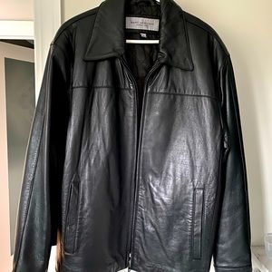 Marc New York Men’s Black Leather jacket size L